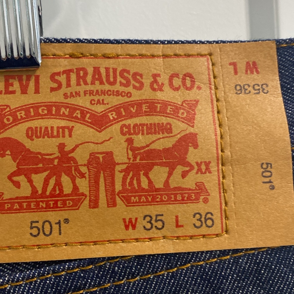 NWT SELVEDGE LEVI'S® 501® ORIGINAL SHRINK-TO-FIT™ JEANS |Size 35/36 - Picture 10 of 16
